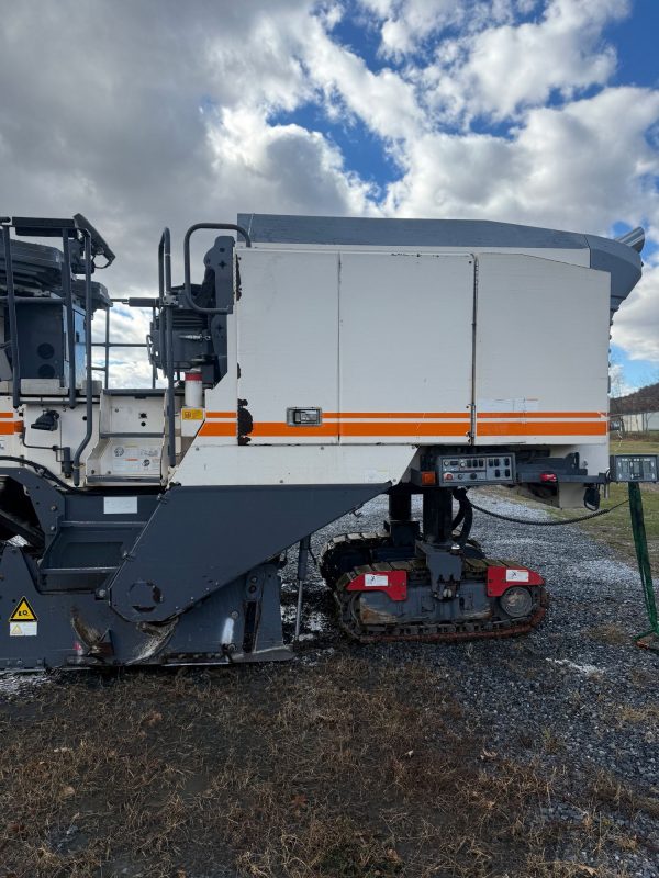 Wirtgen W 200 i Cold Planer Wirtgen W 200 i Cold Planer