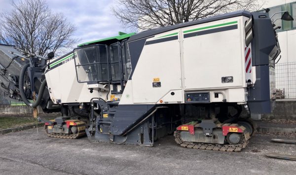 Wirtgen W 210 Fi Road Planer