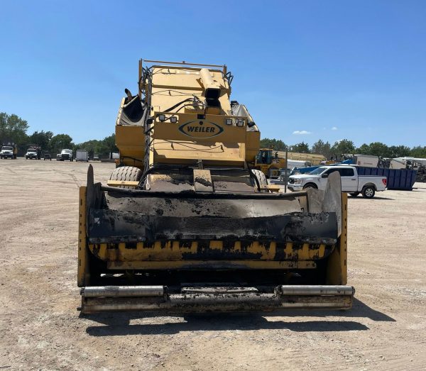 Weiler E2850 Material Transfer Vehicle