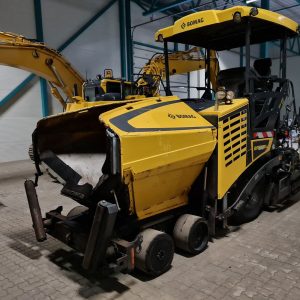 Bomag BF300 P-2 Paver