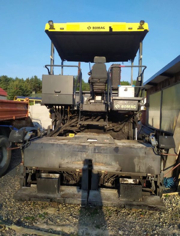 Bomag BF 800 P Paver
