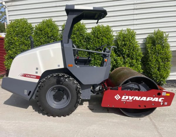 Dynapac CA1300D Roller