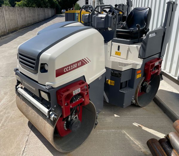 Dynapac CC1100 VI Roller