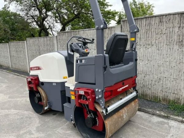 Dynapac CC1100 VI Roller