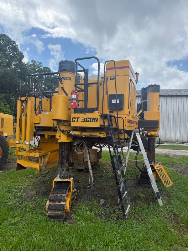 Gomaco GT-3600 Slipform Paver