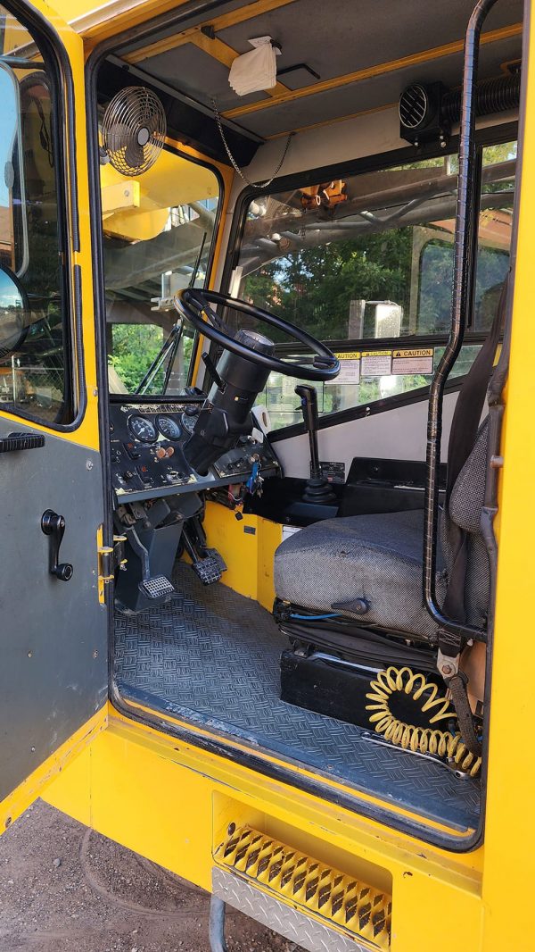 Grove TMS700E Mobile Crane
