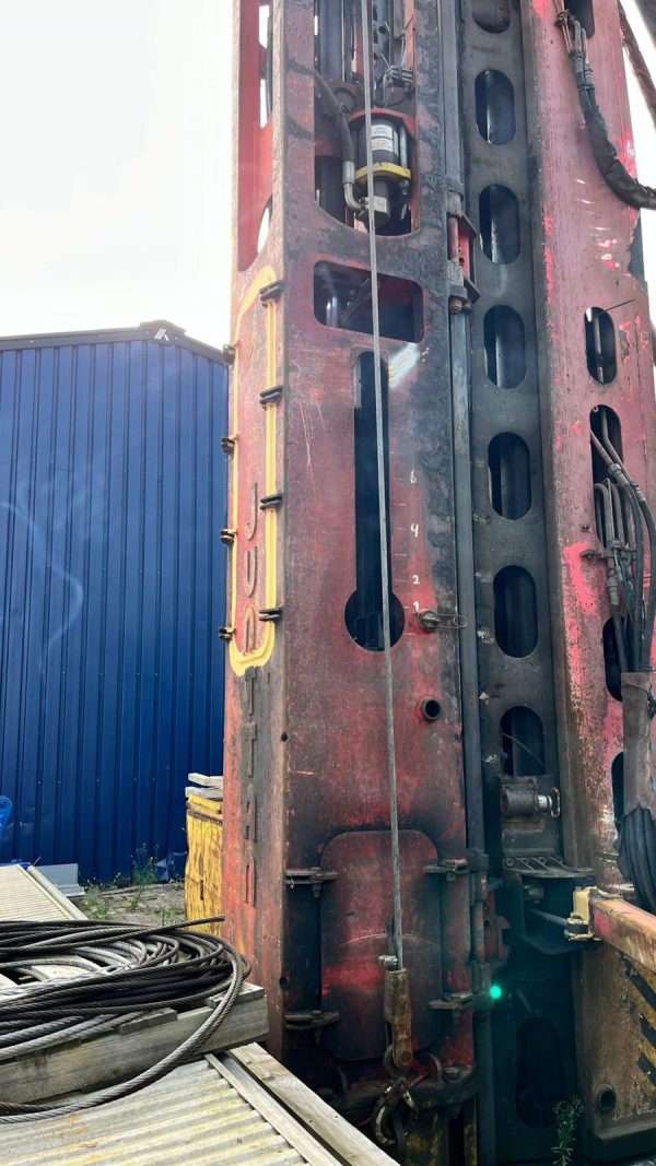 Junttan PM-20 Hammer Piling Rig