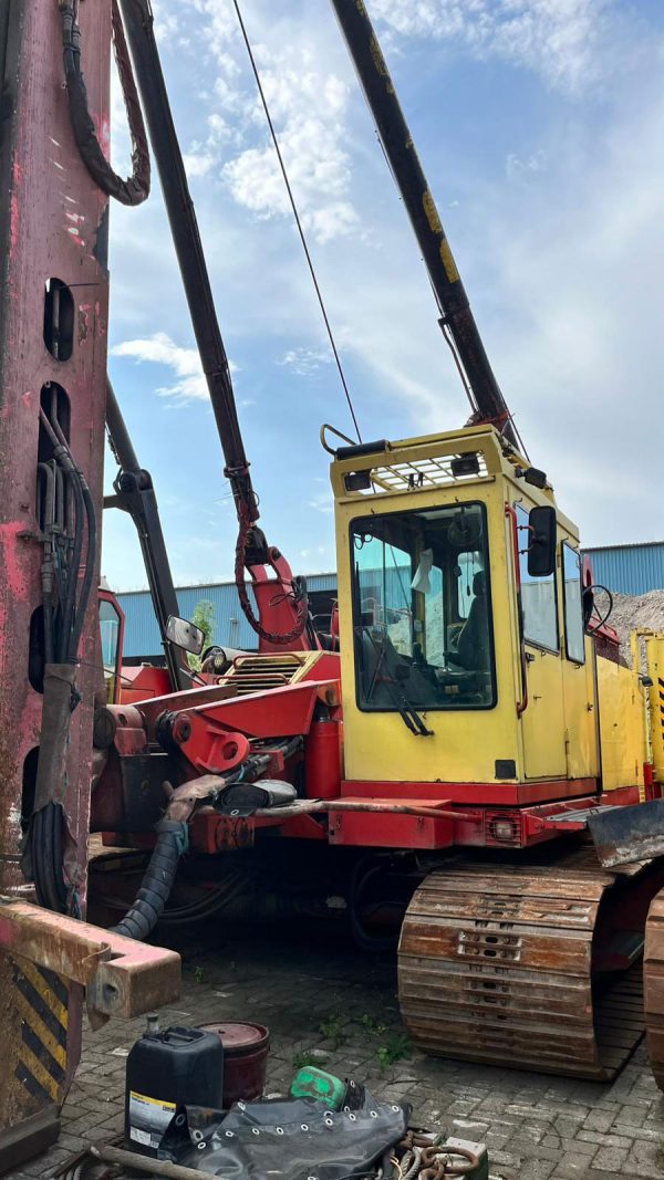 Junttan PM-20 Hammer Piling Rig