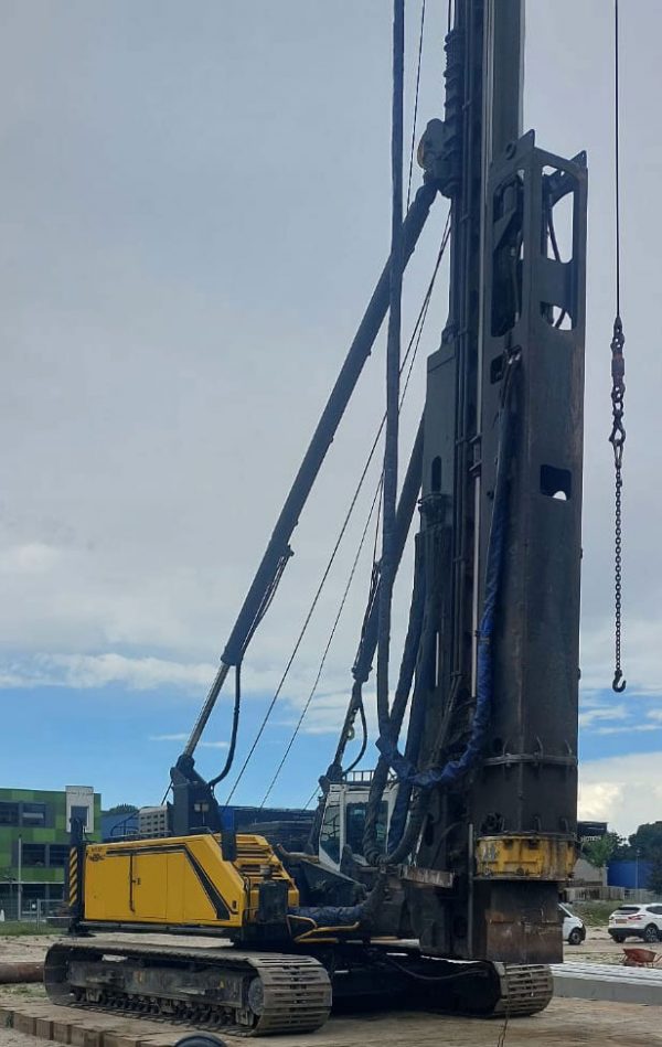 Junttan PM-25HLC Hammer Piling Rig