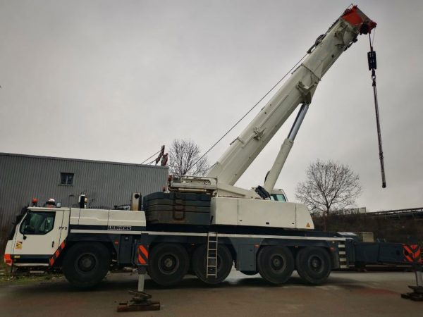 Liebherr LTM 1200-5.1 Mobile Crane