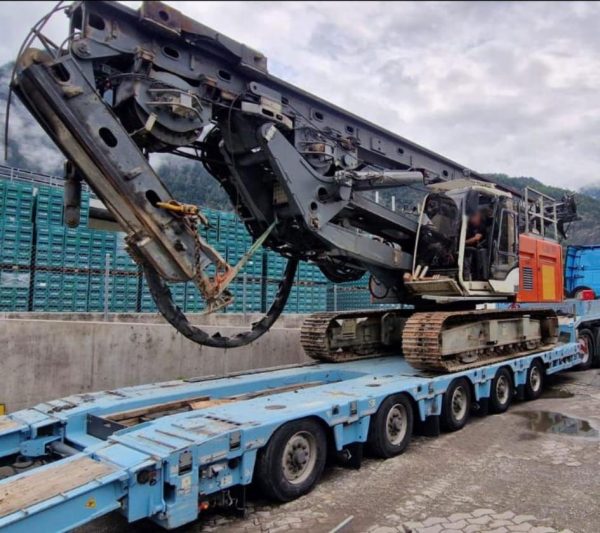 Liebherr LB16 Rotary Piling Rig