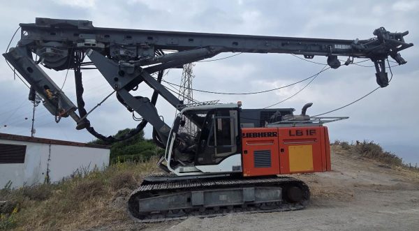 Liebherr LB16 Rotary Piling Rig