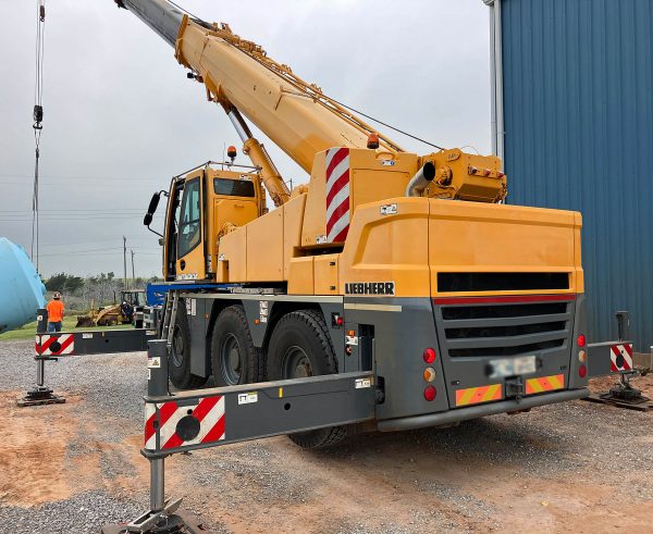 Liebherr LTC 1050-3.1 Mobile Crane