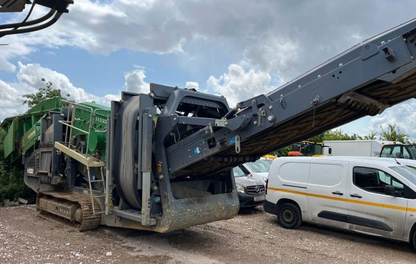 McCloskey R105 Scalping Screen