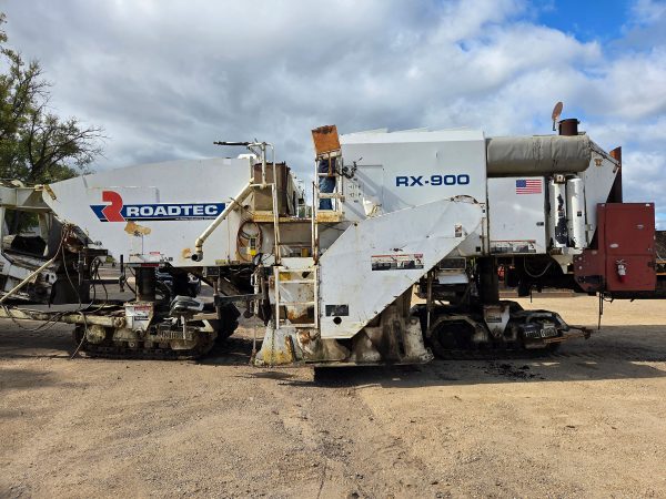 Roadtec RX-900 Cold Planer