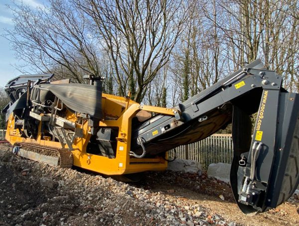 Roco 1600S Scalping Screen