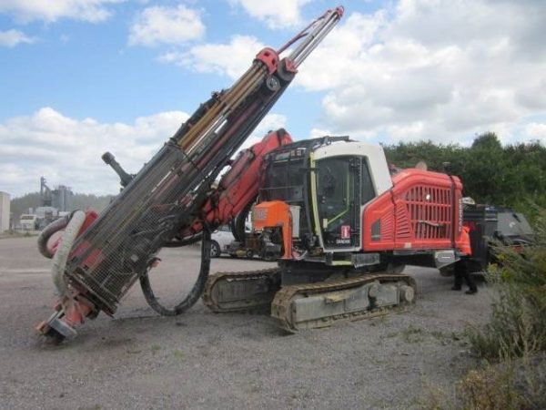 Sandvik DX800i Rock Drill
