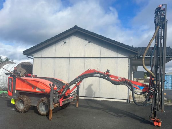 Sandvik Commando DC130Ri Rock Drill