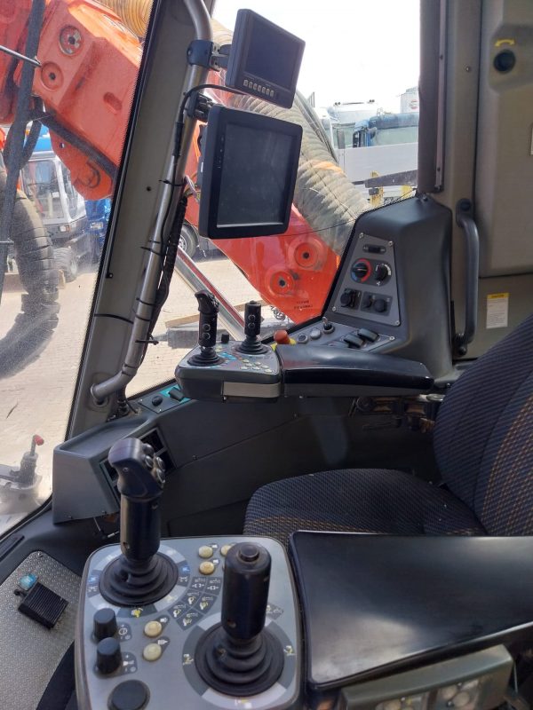 Sandvik DP1500i Rock Drill