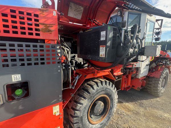Sandvik DS411 Underground Rock Drill