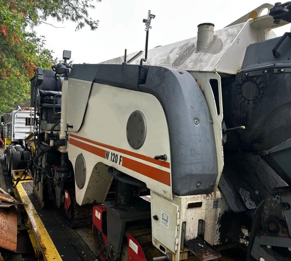 Wirtgen W 120 F Cold Planer