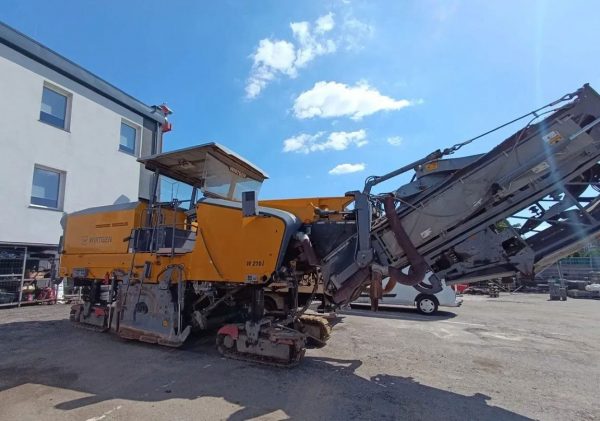 Wirtgen W 210 i Road Planer