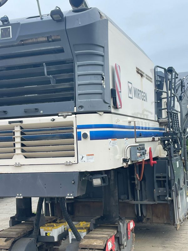 Wirtgen W 210 i Cold Planer