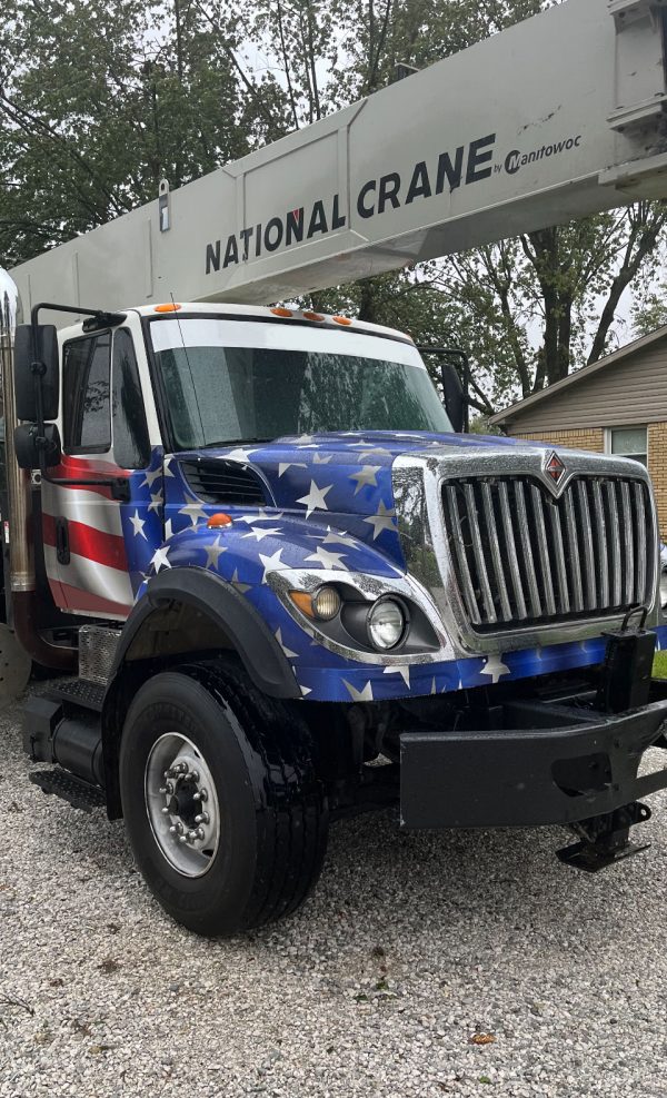 2012 National 1400a Mounted on 2012 International Boom Truck
