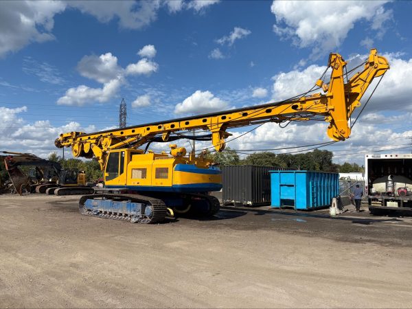 Bauer BG22 Rotary Piling Rig Bauer BG22 Rotary Piling Rig