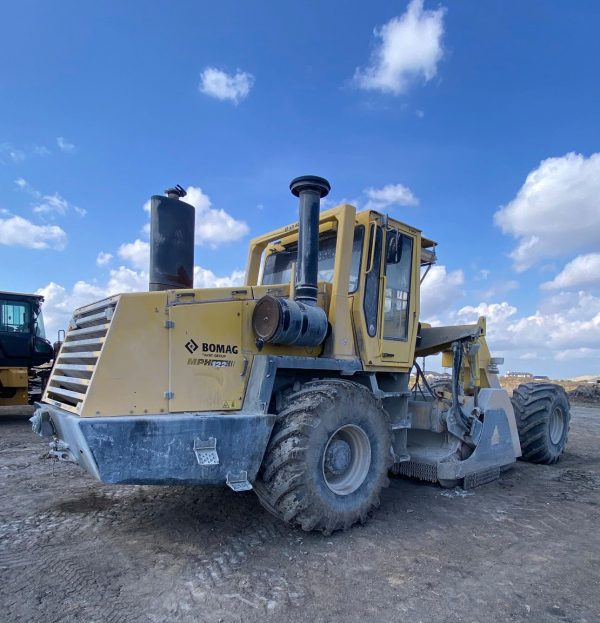 Bomag MPH 122-2 Soil Stabilizer