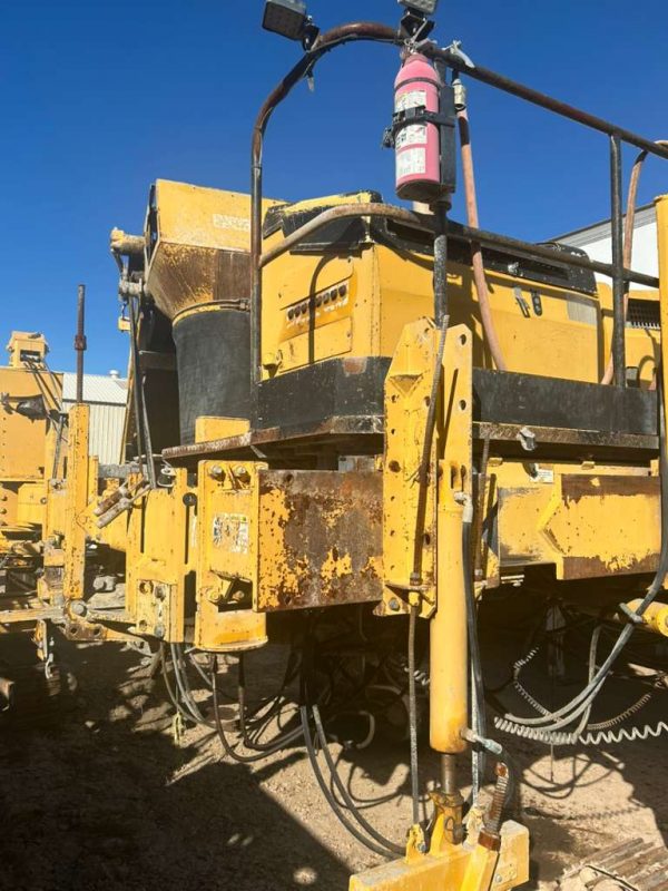 Gomaco Commander III Slipform Paver Gomaco Commander III Slipform Paver