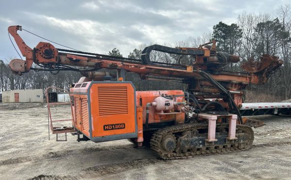 HD HD180B Micro Piling Rig