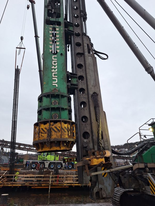 Junttan PMX28 Hammer Piling Rig Junttan PMX28 Hammer Piling Rig