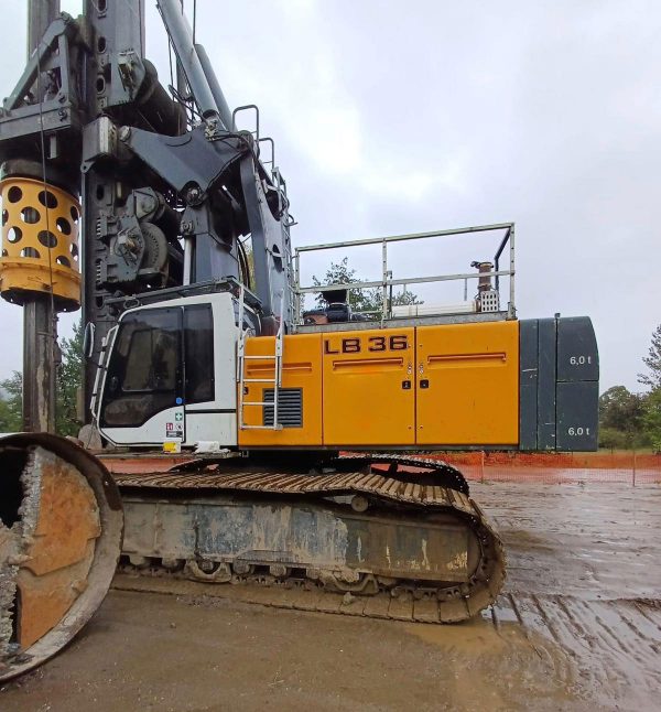 Liebherr LB36 Rotary Piling Rig Liebherr LB36 Rotary Piling Rig