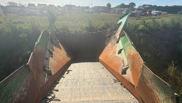 McCloskey R70 Scalping Screen