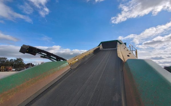McCloskey S110 Incline Screen