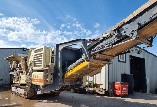 Metso LT1213 Impact Crusher