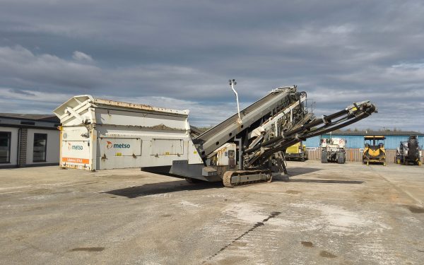 Metso ST4.8 Incline Screen