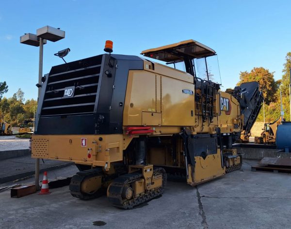 Caterpillar PM-620 Road Planer Caterpillar PM-620 Road Planer