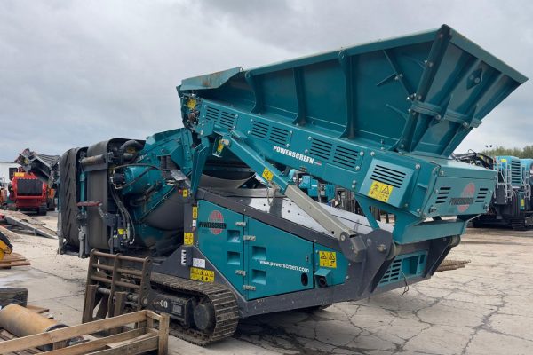 Powerscreen Warrior 600 Scalping Screen Powerscreen Warrior 600 Scalping Screen