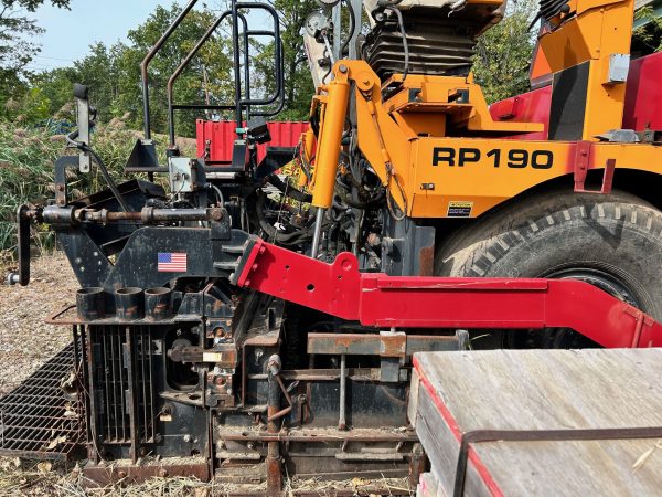 Roadtec RP-190 Paver