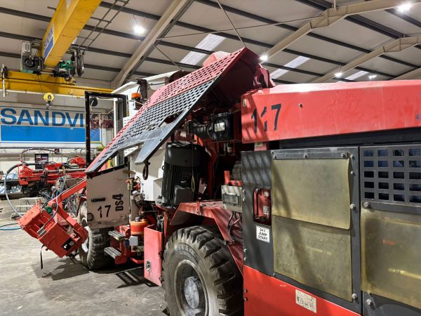 Sandvik DS411 Underground Rock Drill