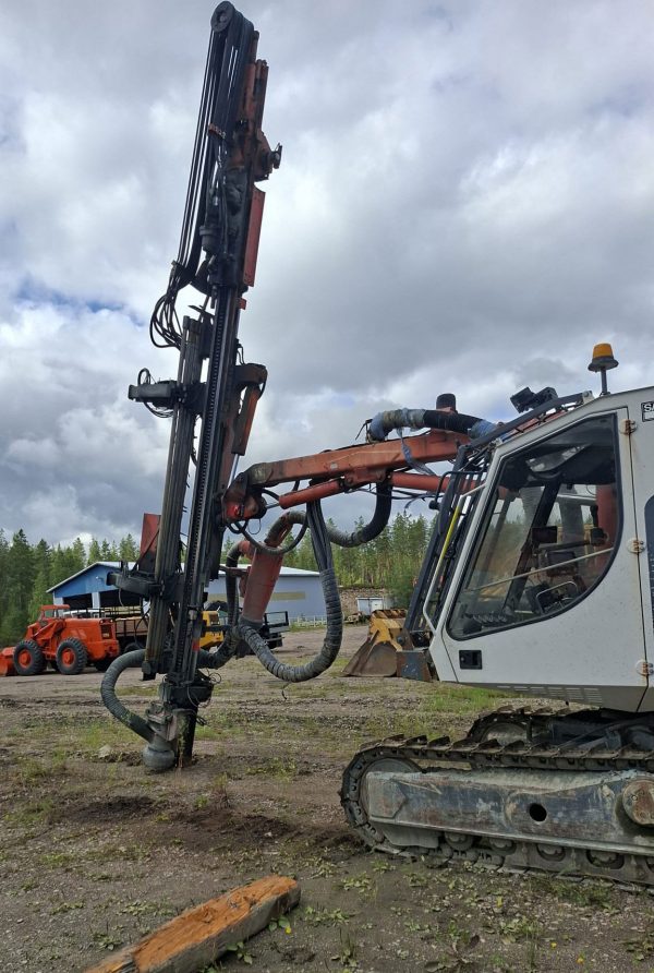 Link-Belt HTC 3140 Mobile Crane Link-Belt HTC 3140 Mobile Crane