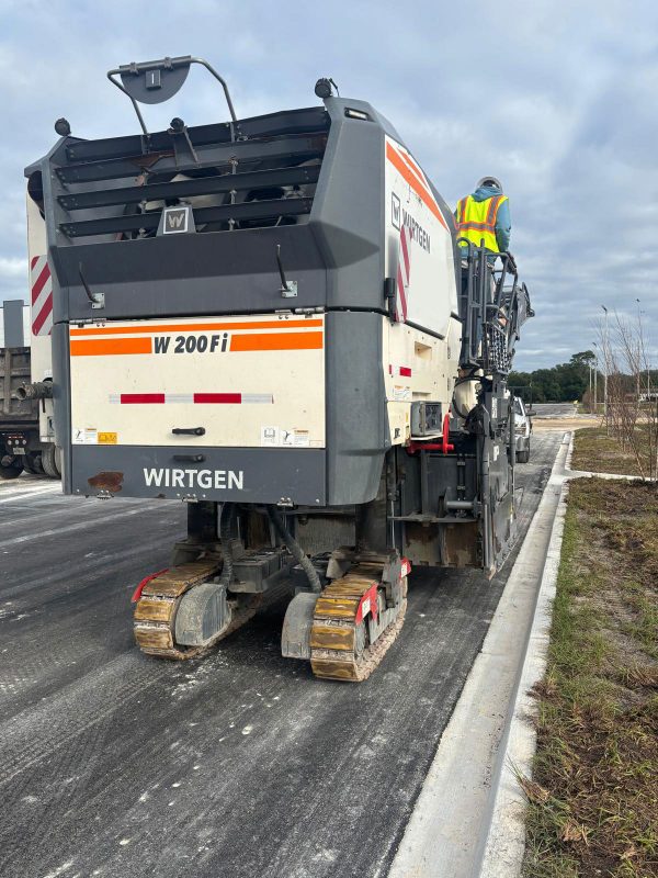 Wirtgen W 200 Fi Cold Planer Wirtgen W 200 Fi Cold Planer