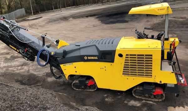Bomag BM 1000/35 Road Planer