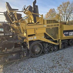 Caterpillar AP1055D Paver
