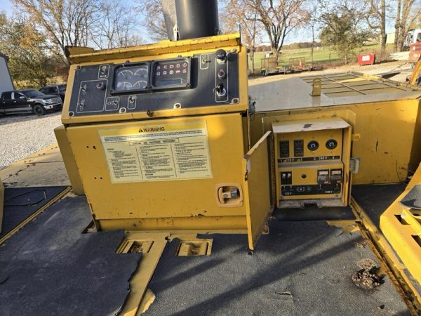 Caterpillar AP1055D Paver