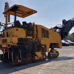 Caterpillar PM-310 Road Planer