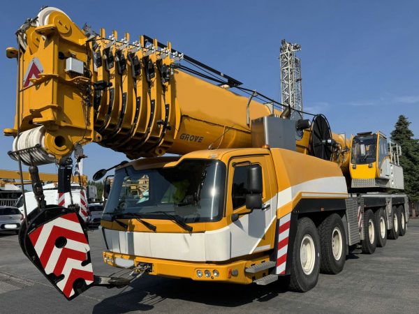 Grove GMK 6300L Mobile Crane