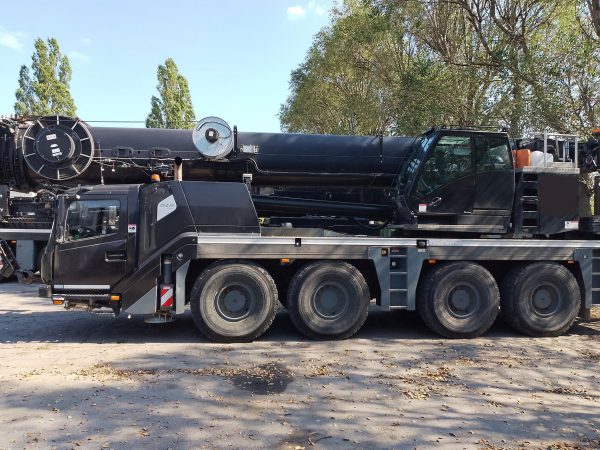 Grove GMK 4100L-1 Mobile Crane